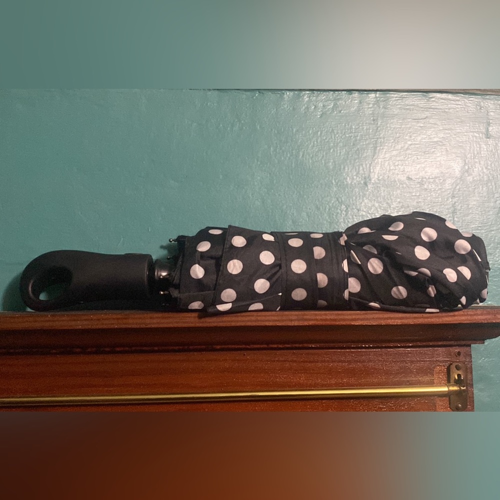 Misty Harbor black and white polkadot umbrella
